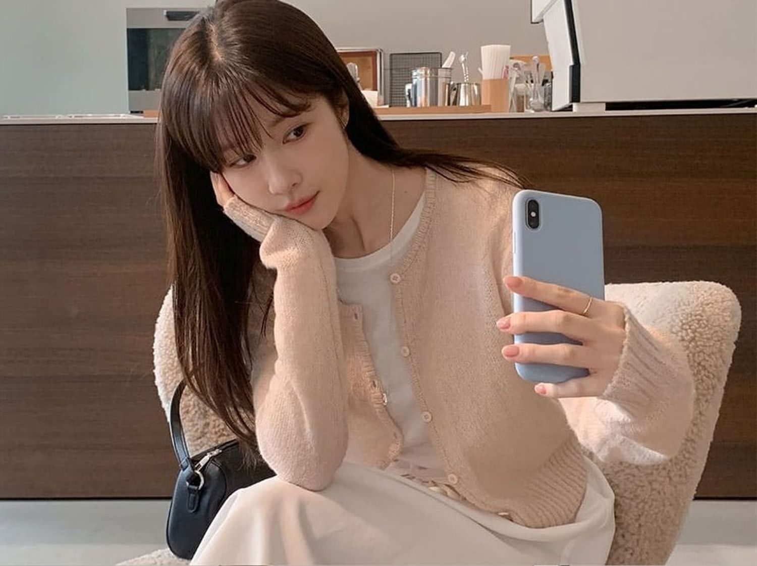 HELLO V | 滿$2000免運