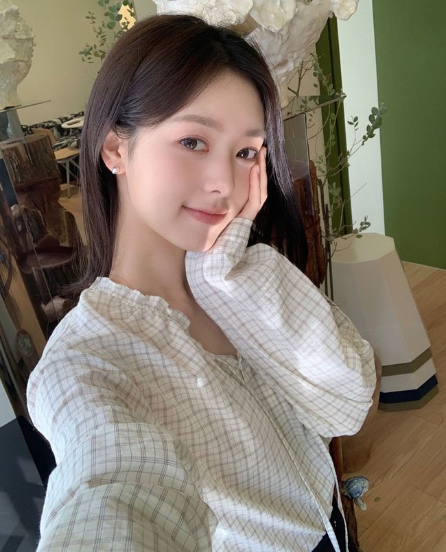 HELLO V |  - NOW IN STOCK