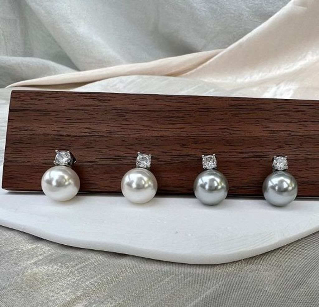 53edff37-aa86-4c2d-8f28-1049c2be6985