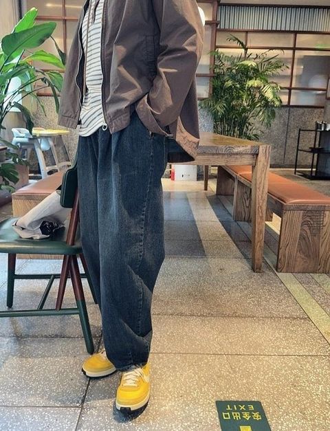 a0b29b12-ec88-43f9-9e9c-642e27f8