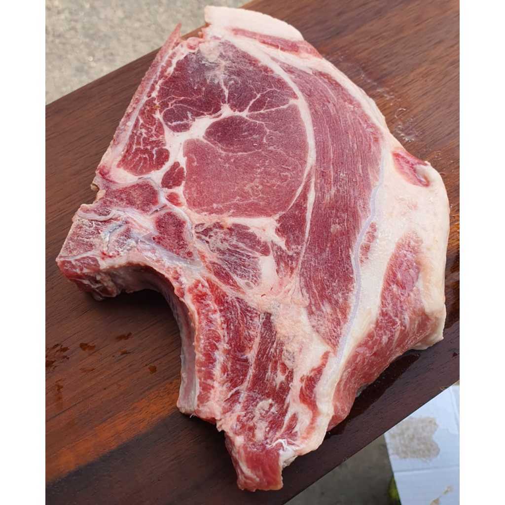 Premium Tomahawk Pork Chop