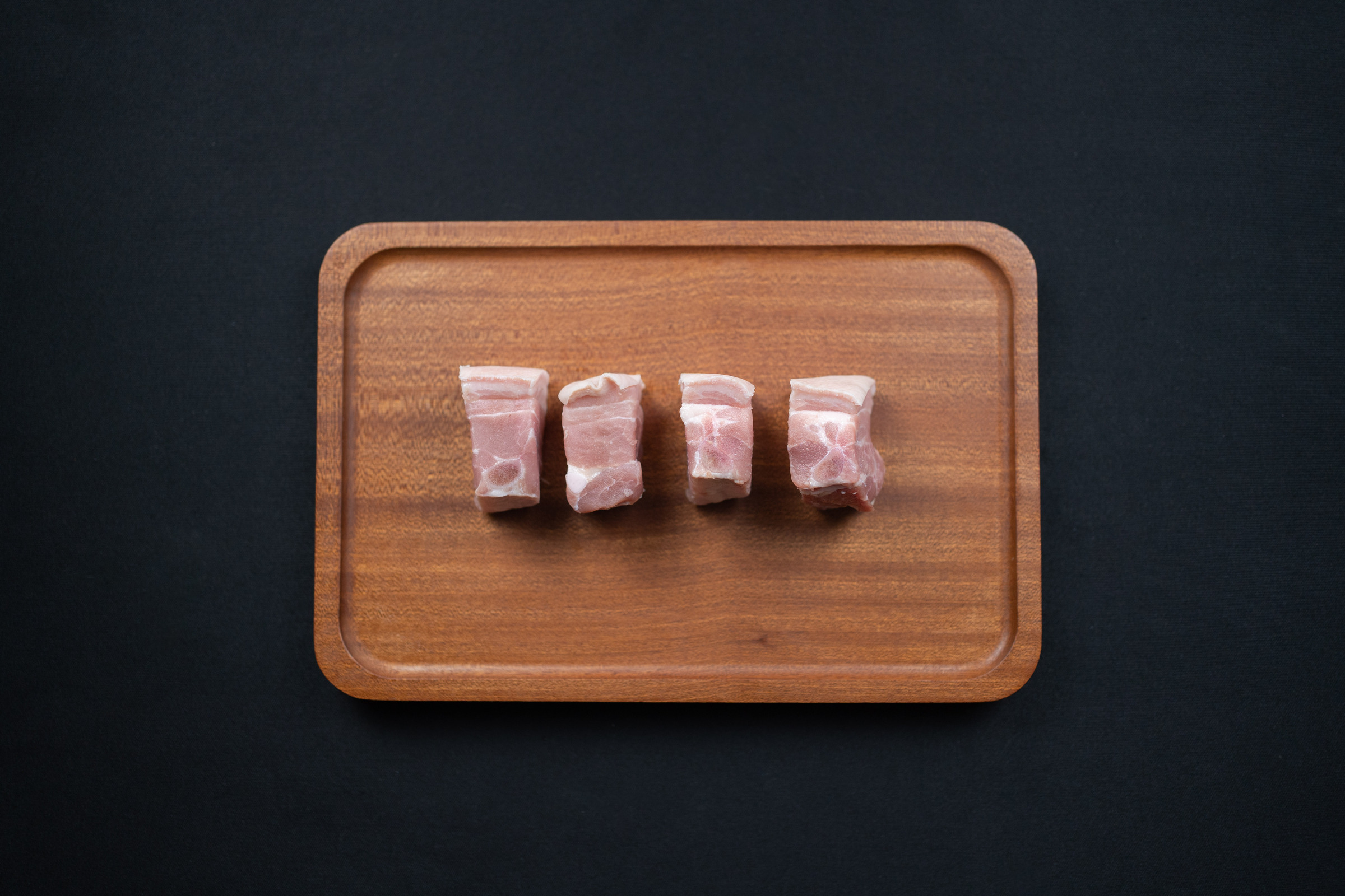 PORK BELLY BONE IN CUBE (2)