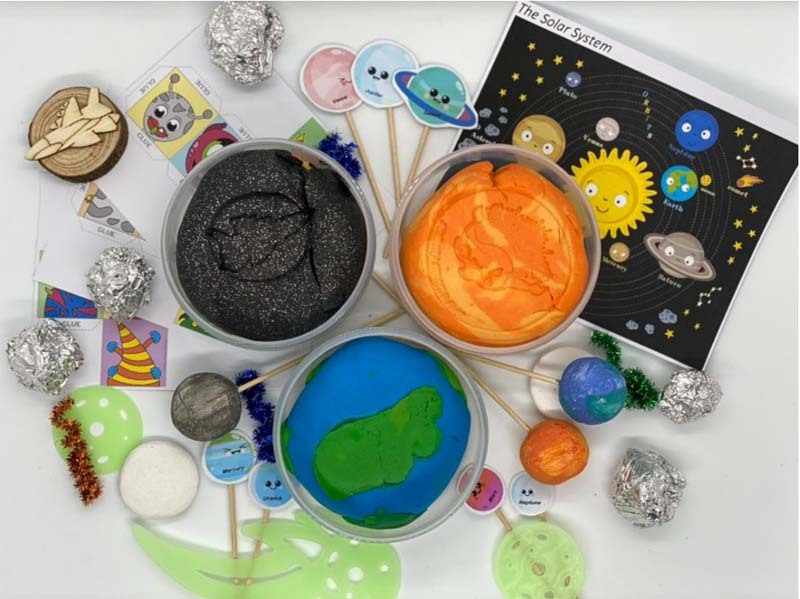 Space Playdough Kit 1.jpg