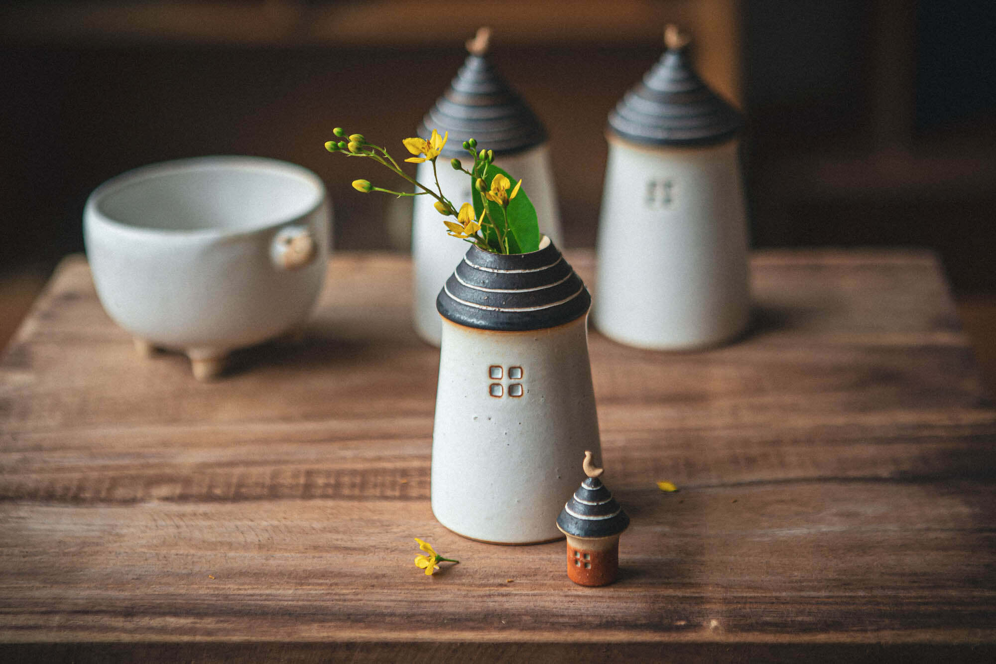 日本kiki工房 來自兵庫縣的陶器插畫藝術品 小鳥花器 亞克斯 生活雜貨鋪