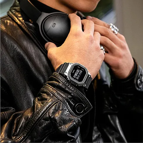 GM-5600-1DR2.jpg