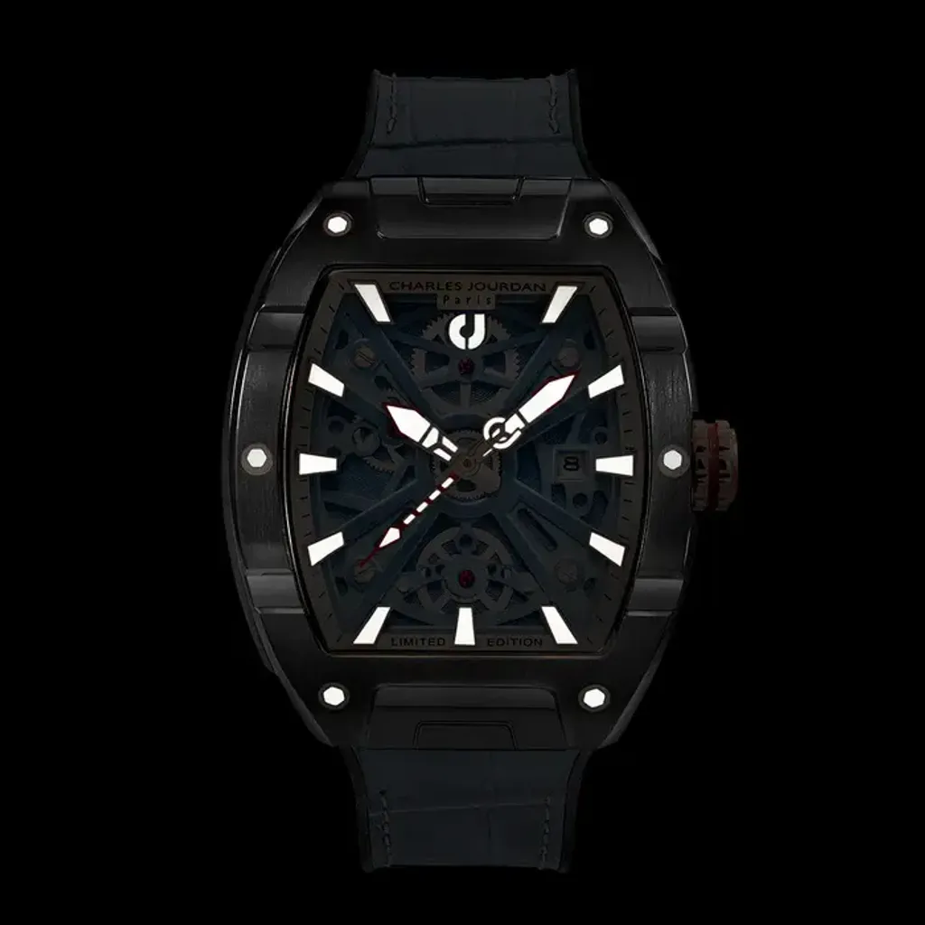 CJ03-1082LE_LUMI