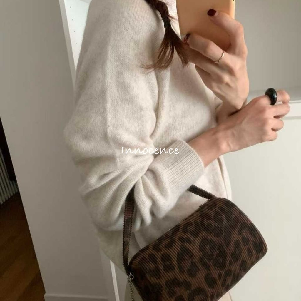 eZy Watermark_27-10-2025_08-47-22下午