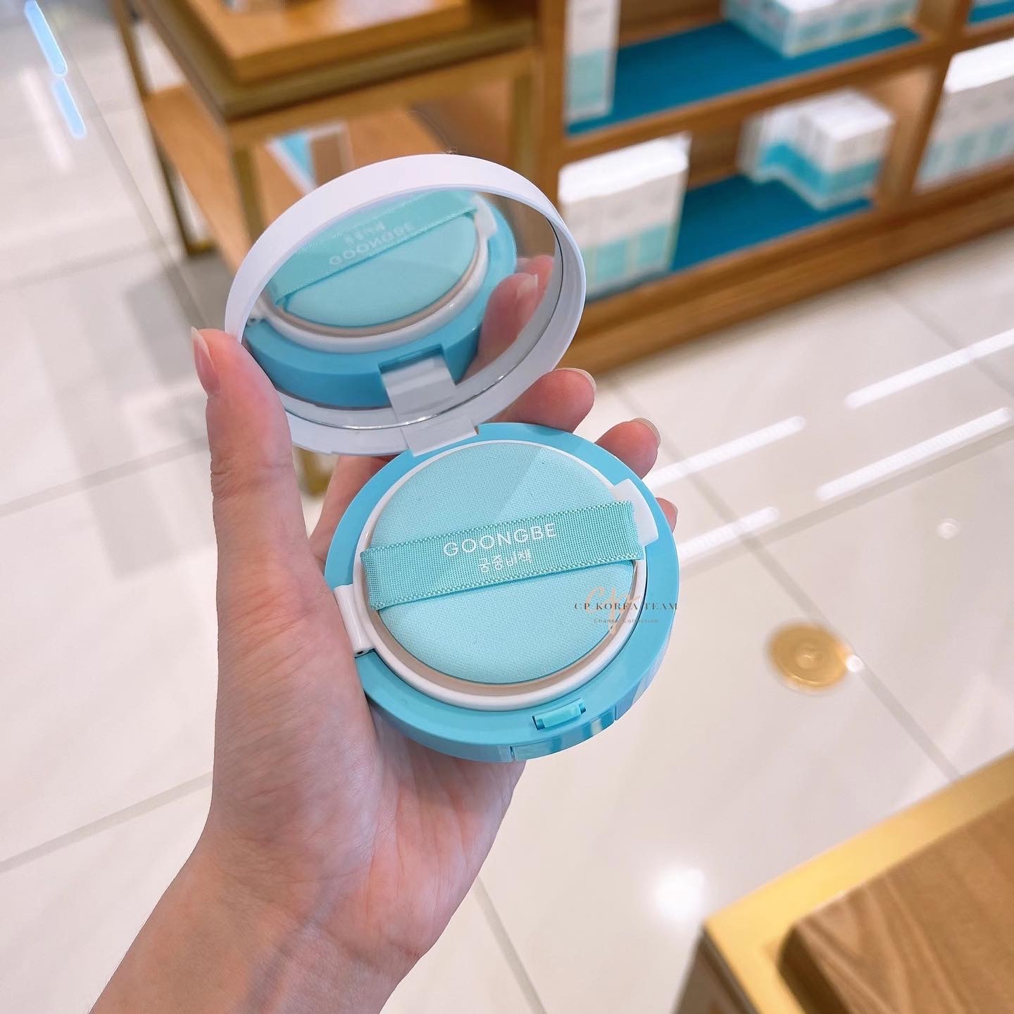 279726C7-F565-4CEC-9E85-D765B23E711A