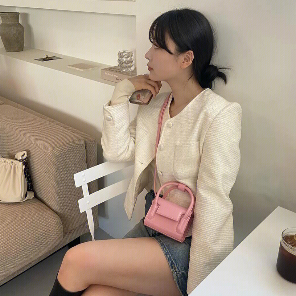 956CD5DA-FF4A-4ABE-B794-667F8FFC8A5C