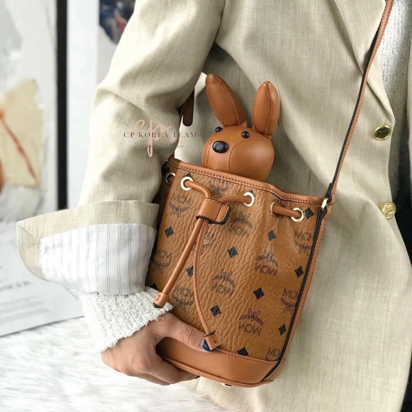 EDBD53E4-F5E2-4C8A-ADF6-E0A37F68AD0F