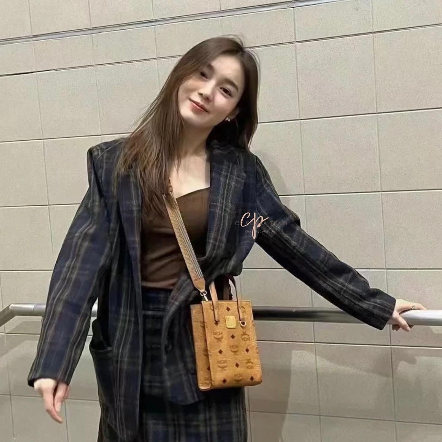 1D65CC78-9641-4C29-9BA1-85A121D13322