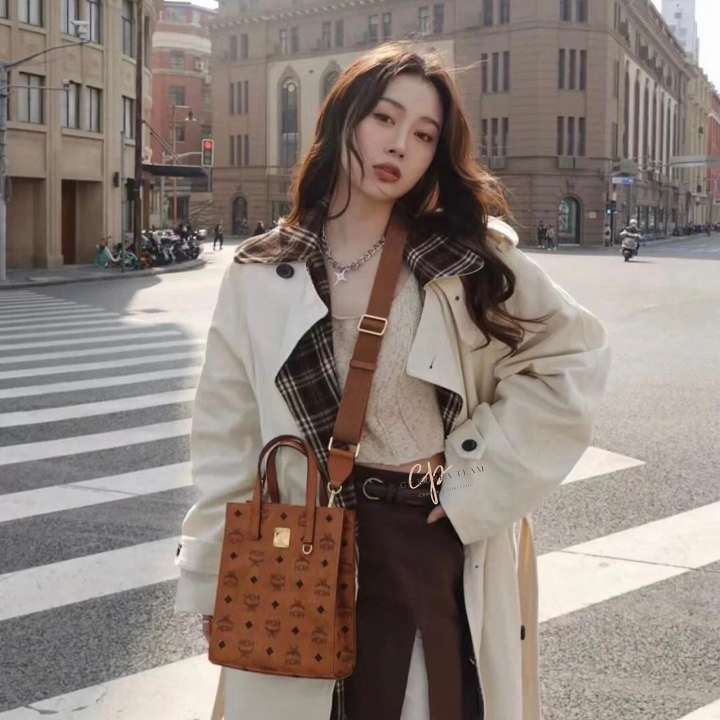 A6B82CE0-9455-4074-AC70-DC26D16C6890