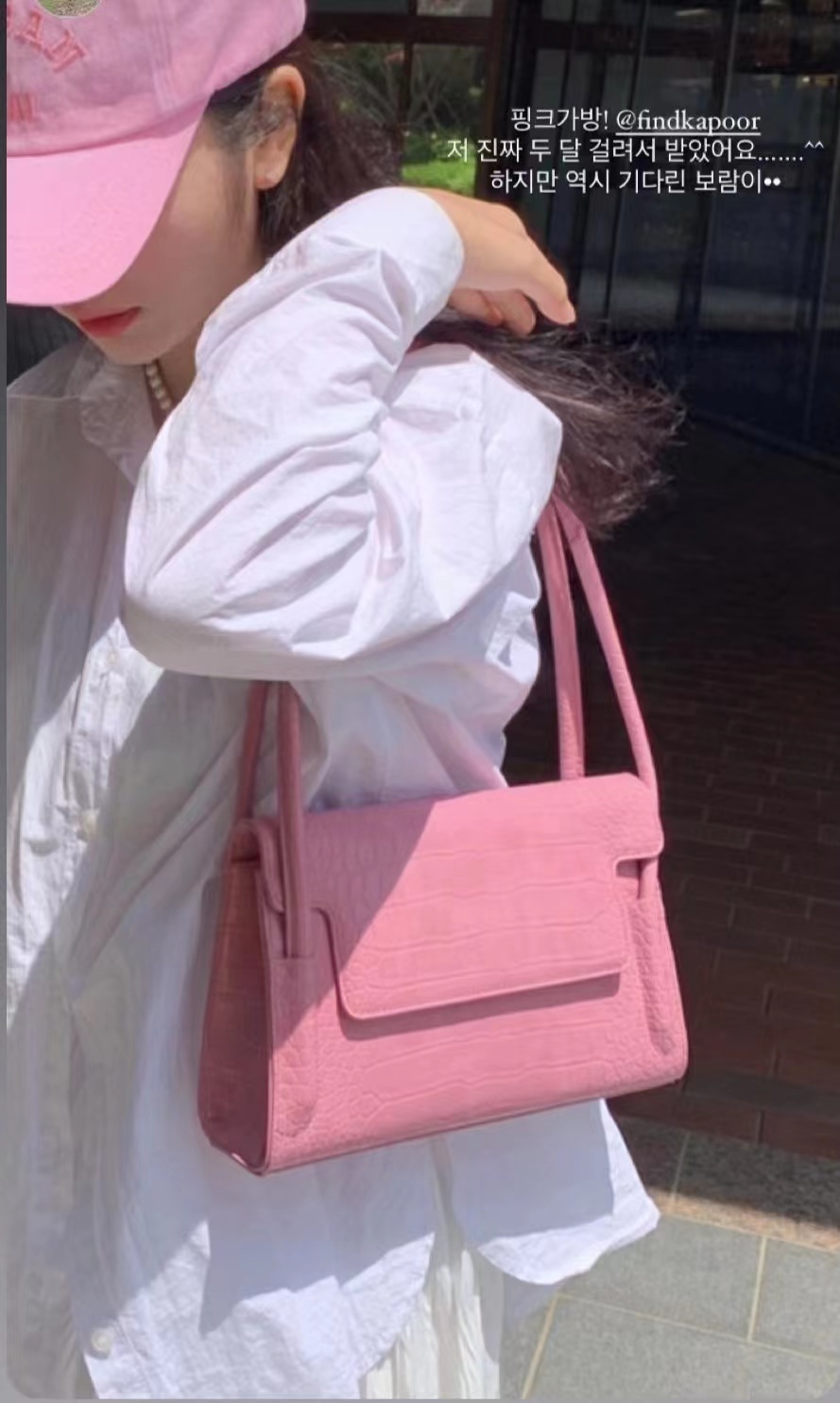 BB86C66A-6710-49F3-9286-3F86DCA86780