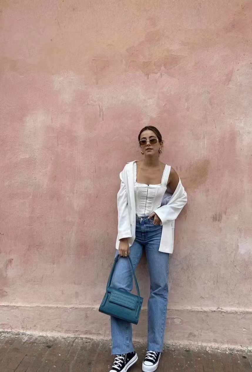 52DBF675-9368-4726-AACF-408FE470054D