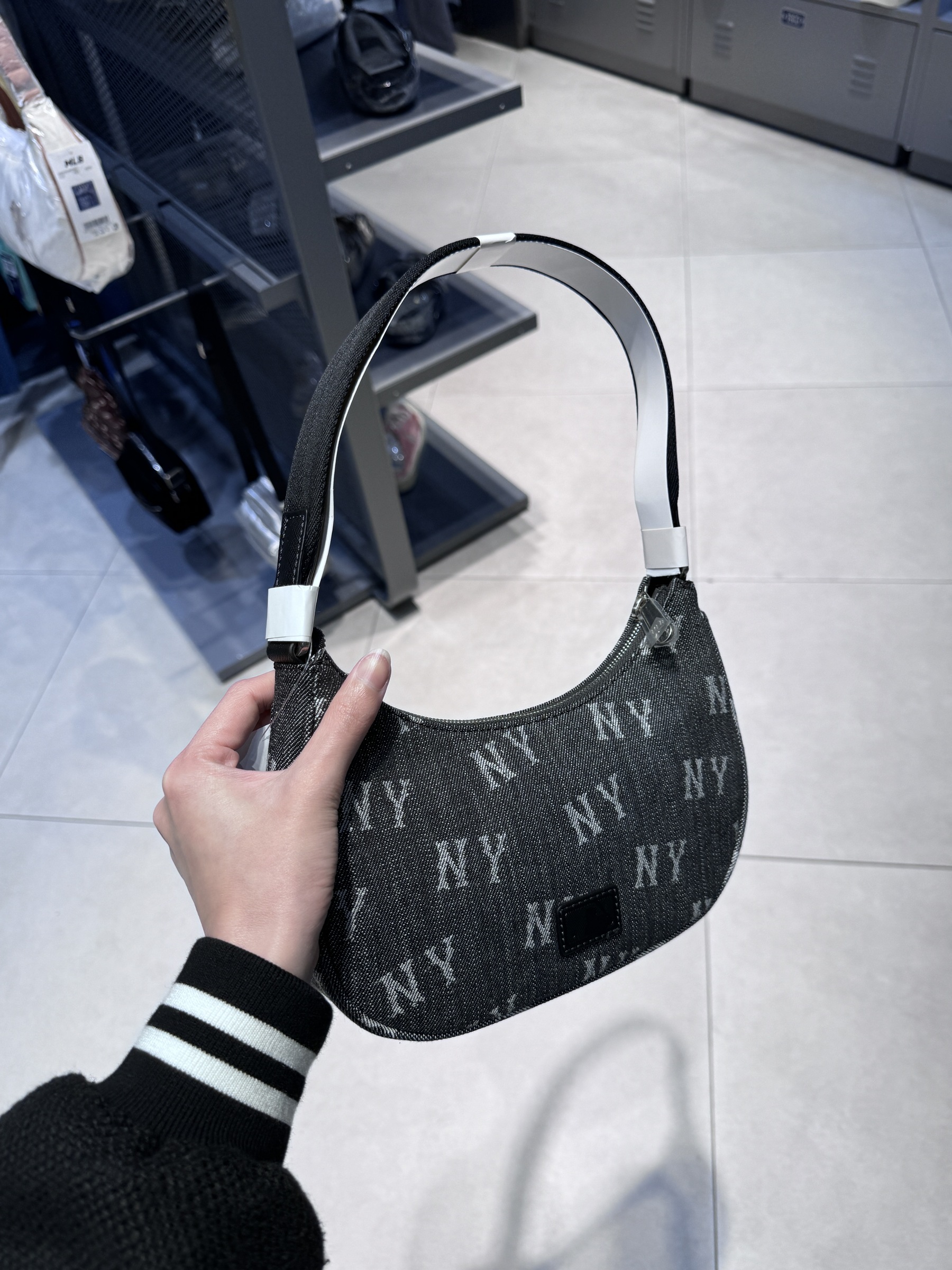 IMG_1376-1712477224075