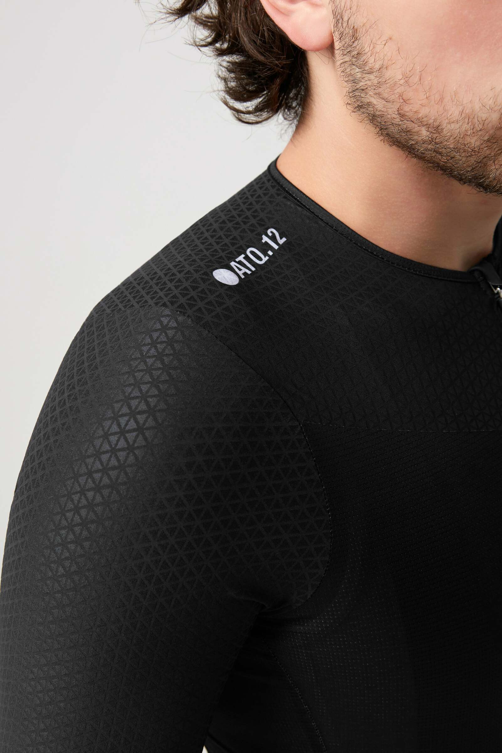 Attaquer_Mens_RaceUltra_AeroJersey_Black_04