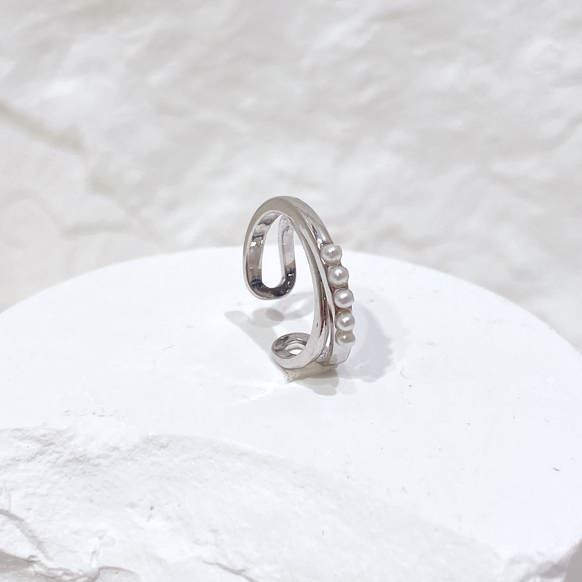 801DE377-A9A9-40F8-9496-E86FC30ECDAD