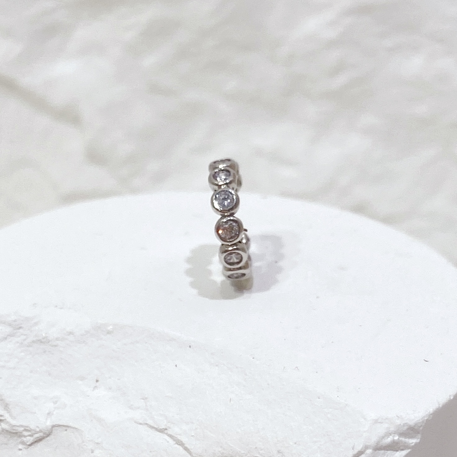 7E3B0D47-A5B3-4337-B943-C04EDE03ED16