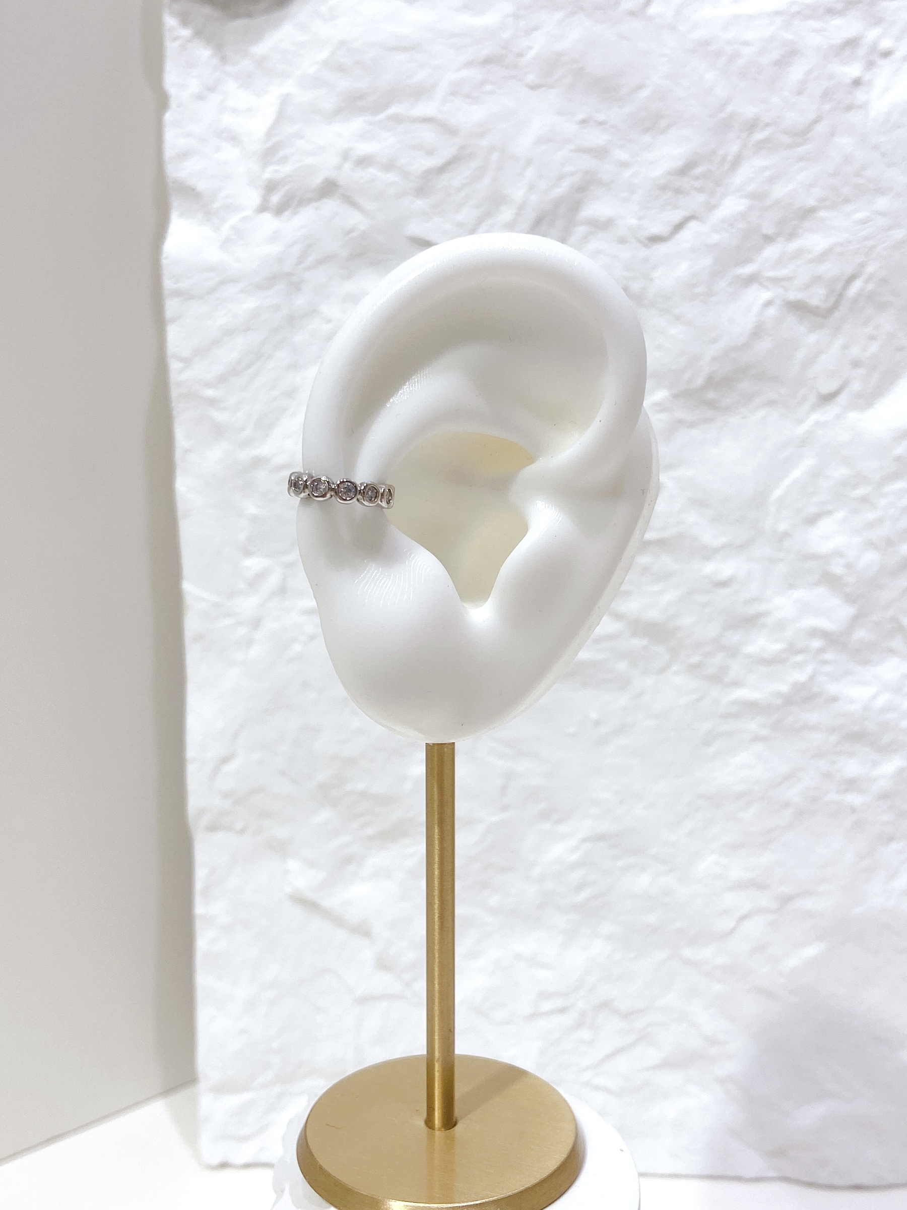 3DE6A686-0556-409B-B5E1-866D79C21131