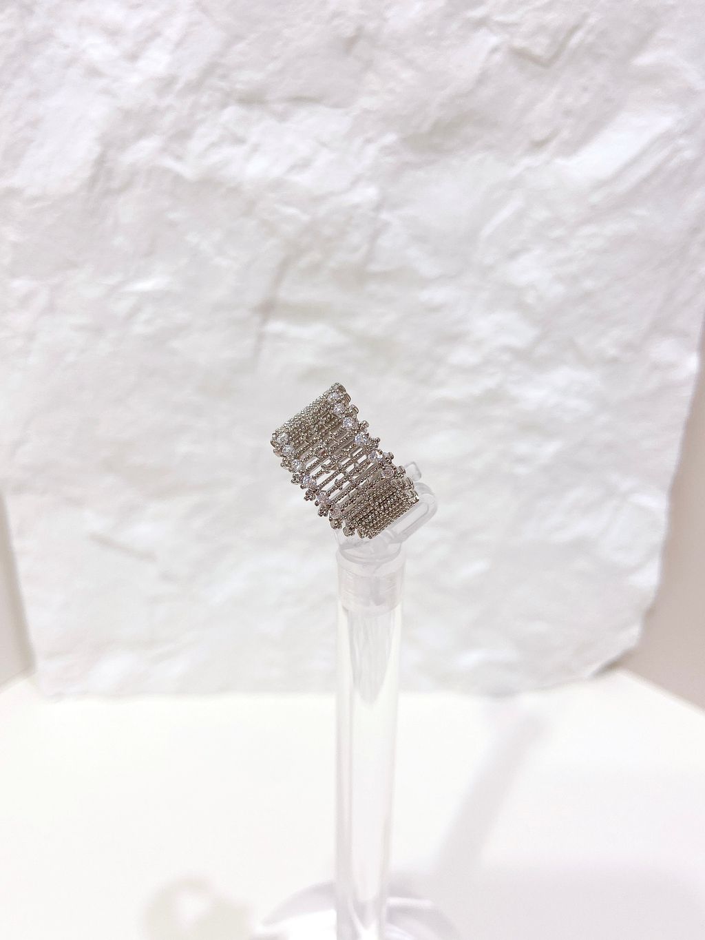 98C9D714-7B00-48E4-BE8E-66785705A210