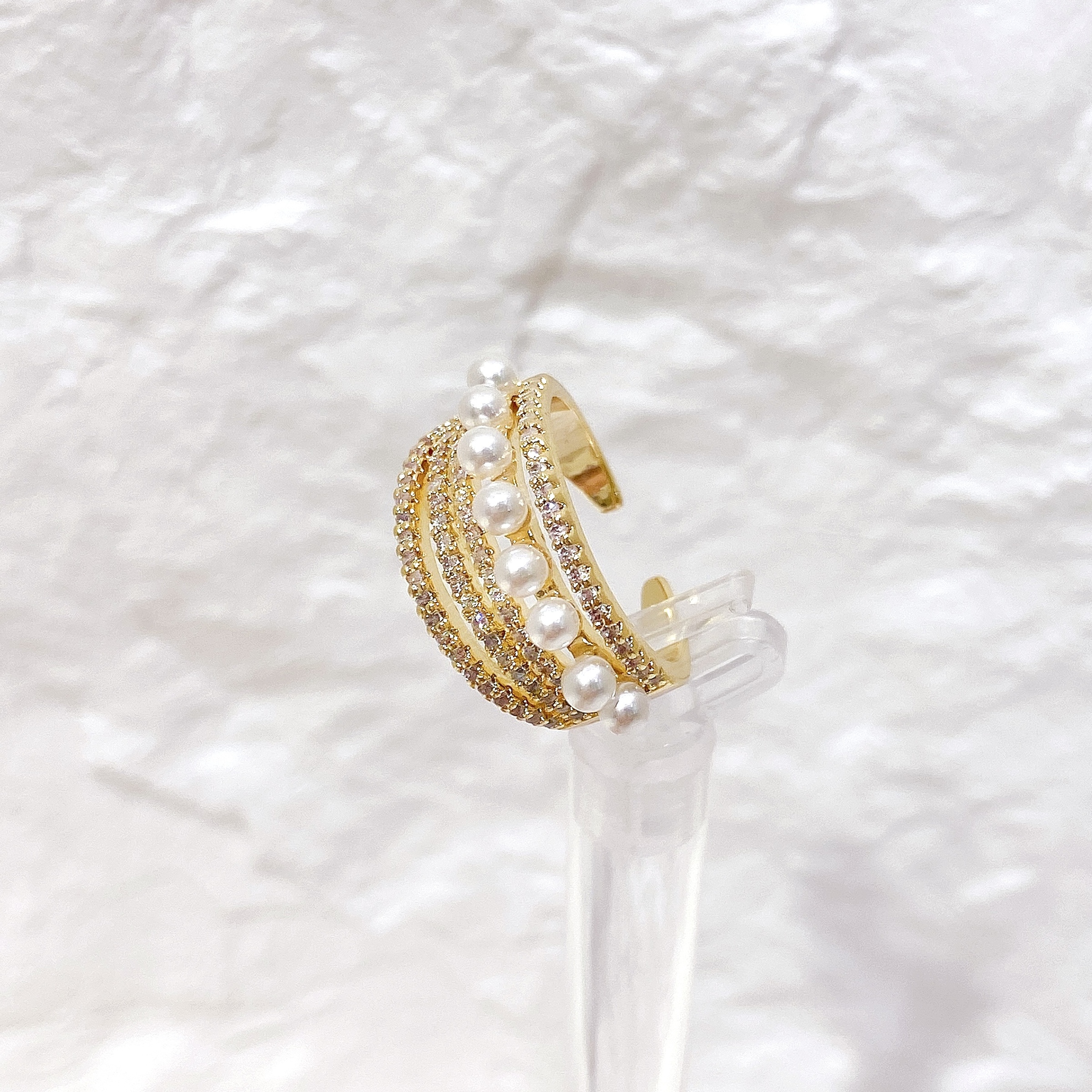 0F85E8BF-0129-4D73-9F21-195E9C2E4043