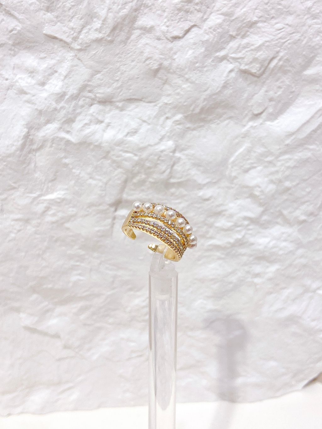 8EB490C5-584B-43CB-AEF3-6319696FC166