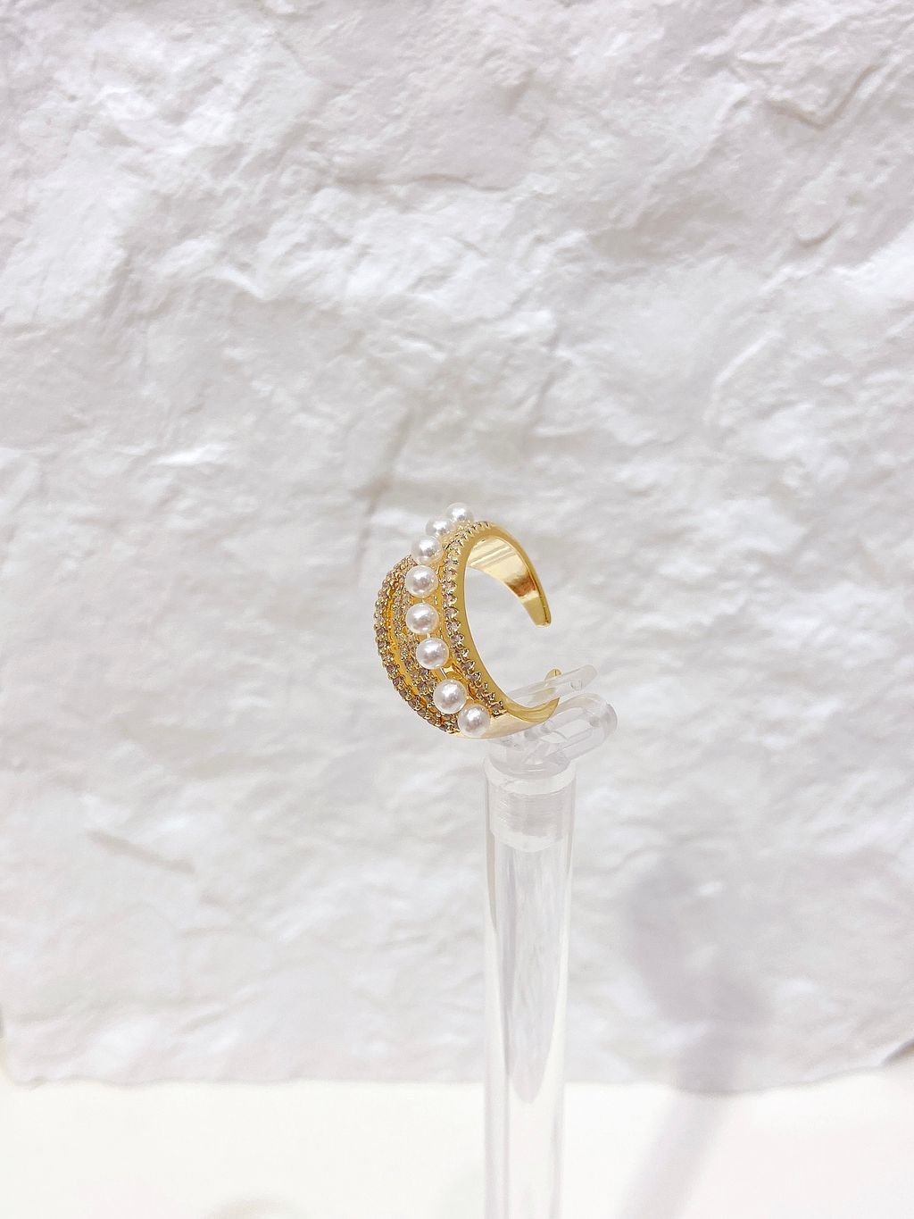 E9D68FF6-F885-48DD-A0C7-81F379CF3590