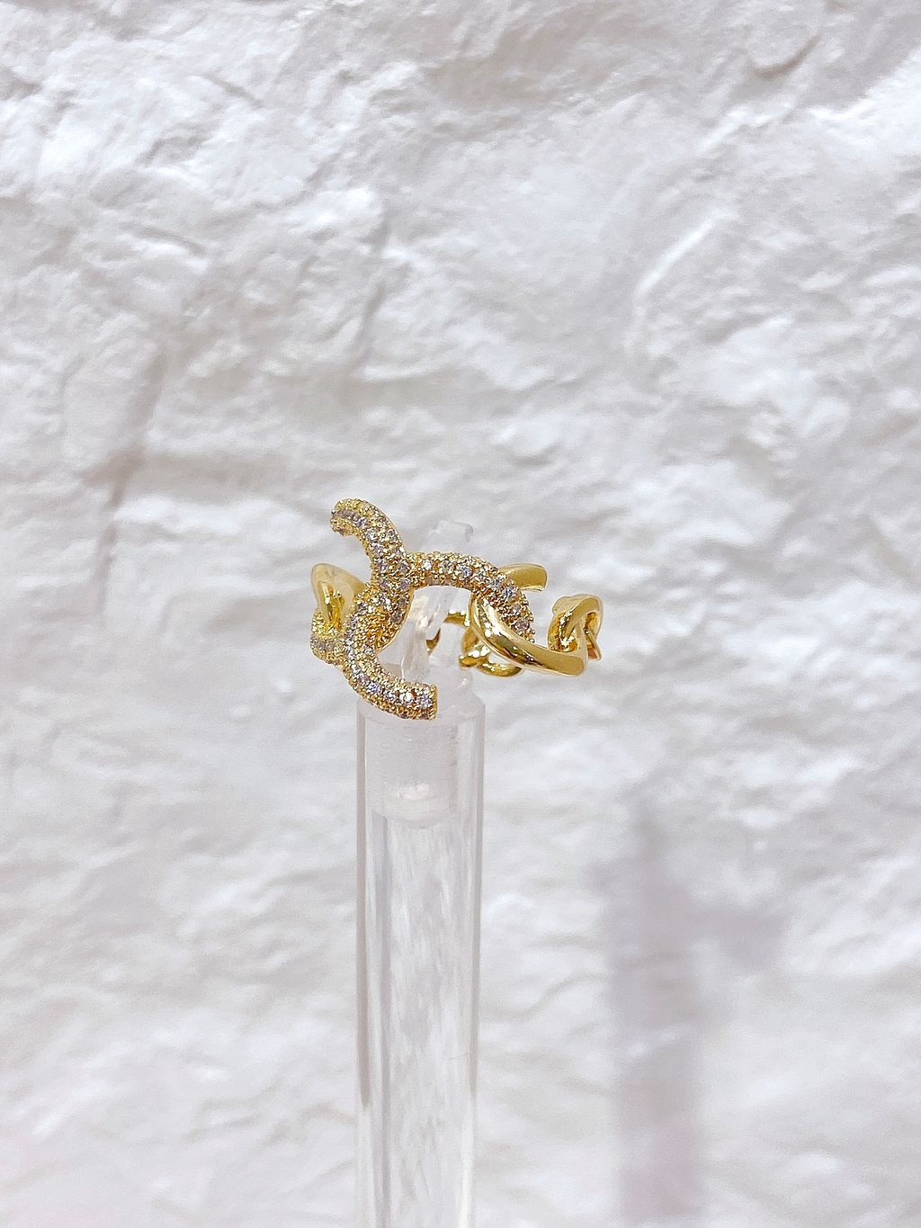 8A597811-A2B9-416F-8824-4262166C56D2