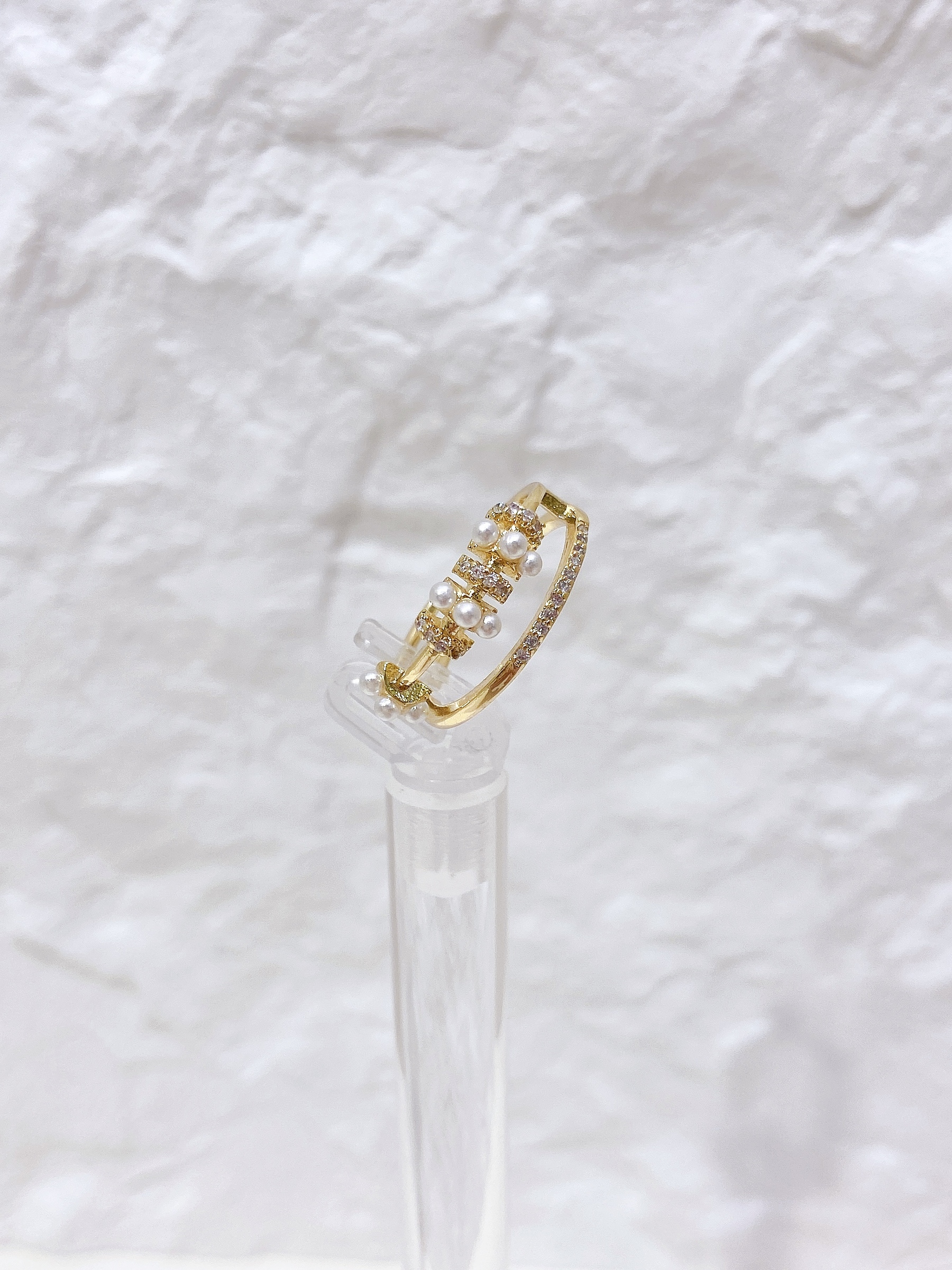 C8E83A55-D1FF-4368-A222-27637DB2FBB7