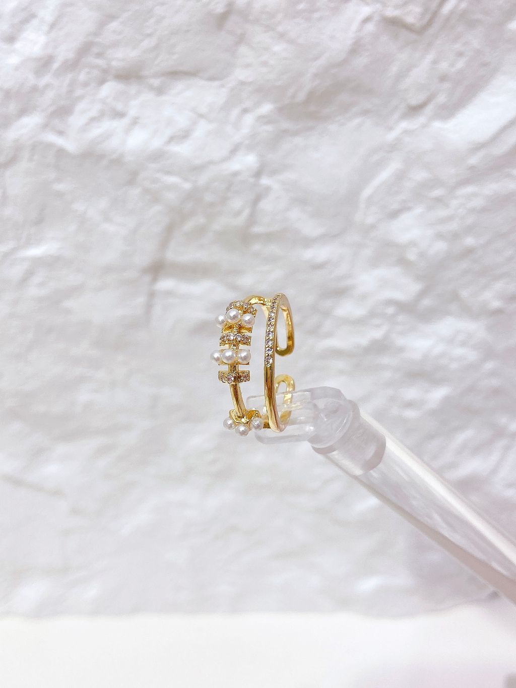 7C17F725-9B82-4FD0-BD3B-3BFCC7FF13F1