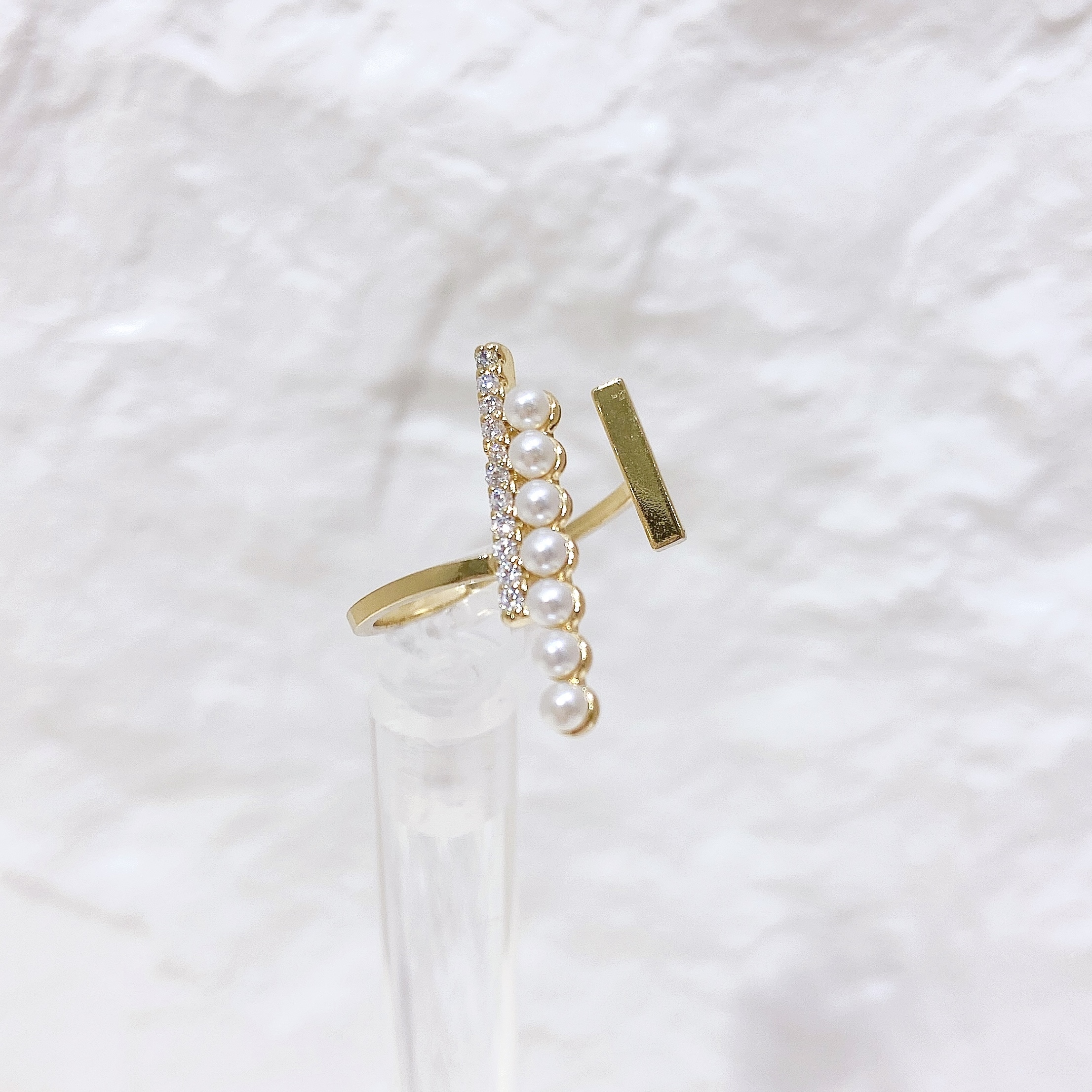 E0209727-2B91-4452-AAB3-3F03D2F8DDF9