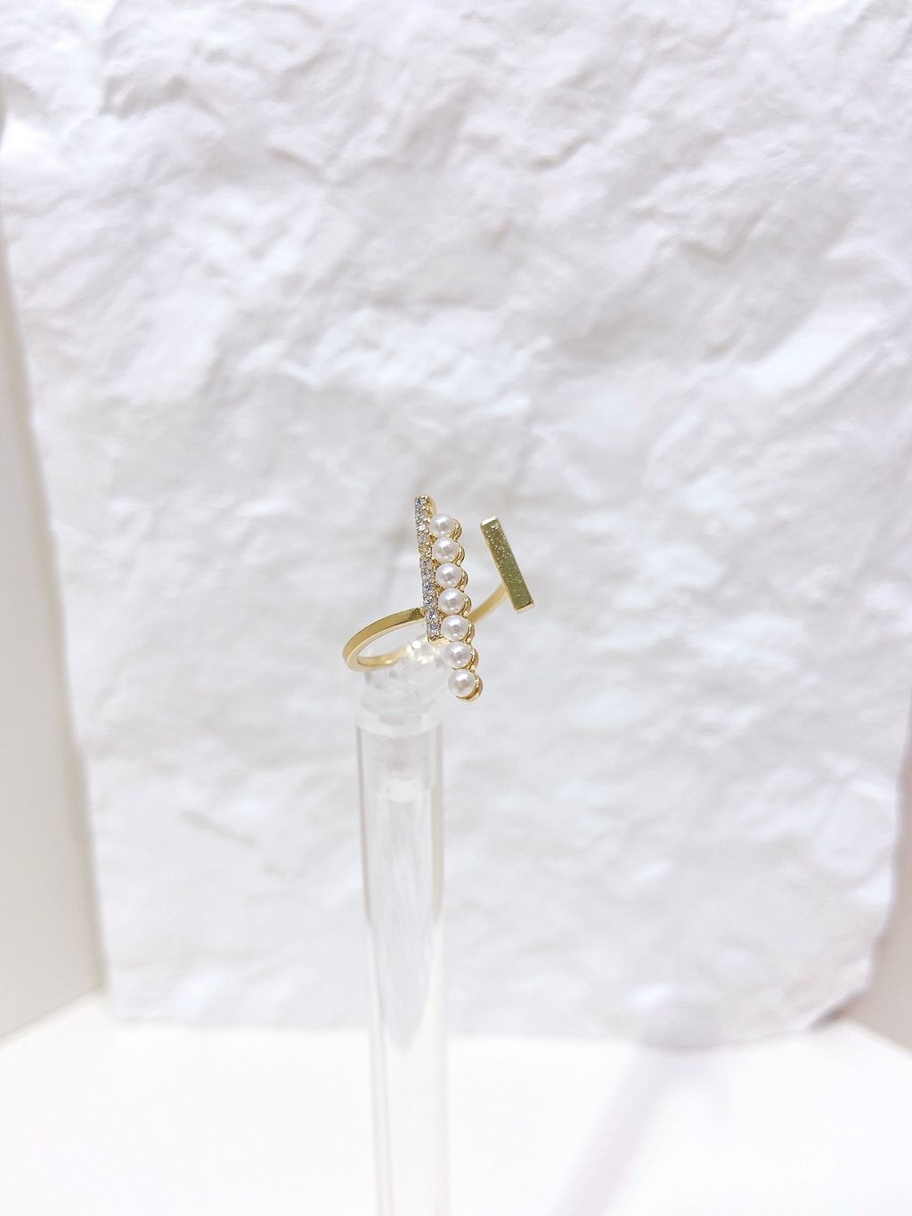 5BC3F80E-5A59-491A-A1BA-50B060E1C05F