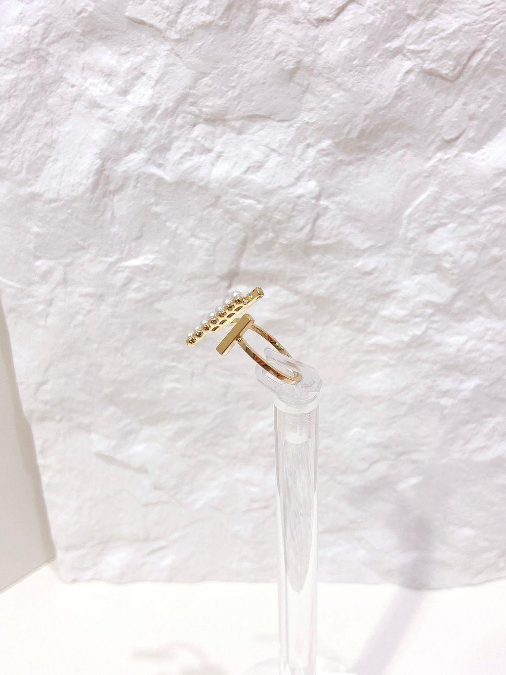 4D47852A-2E1B-4B67-BBEC-C5F61996F03C