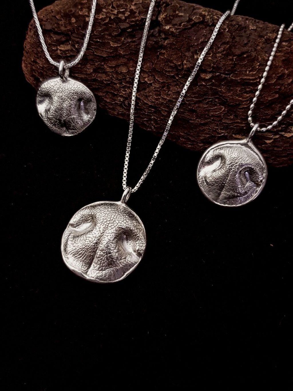 LINE_ALBUM_前後紋項鍊團(修圖)_251022_12