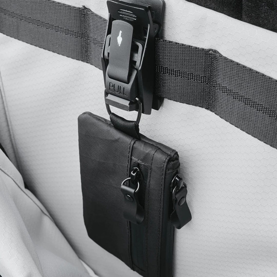 imgi_126_zip-pouch-8