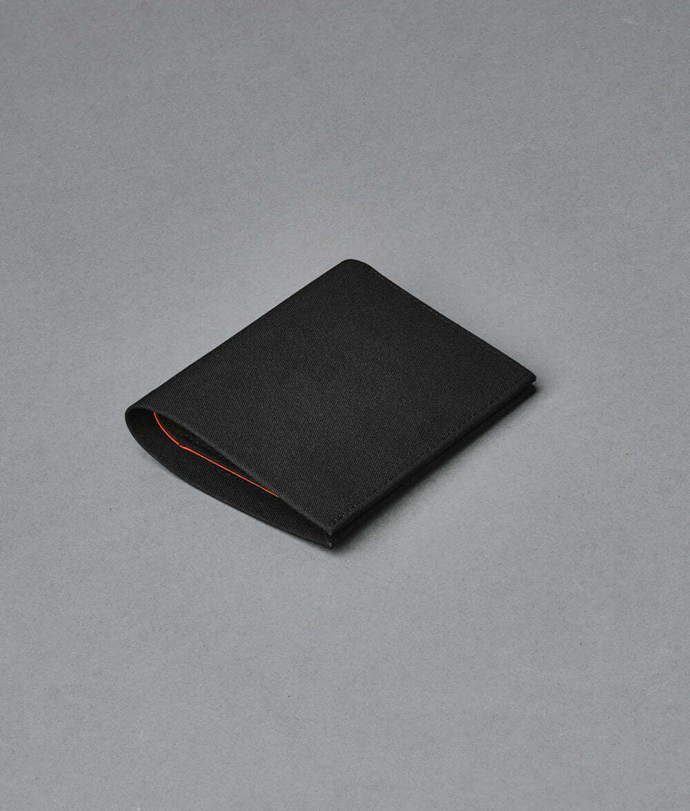 AEKBIFOLDCASHWALLET2_5e05f39c-c13a-4f63-9981-a67426ad57a8