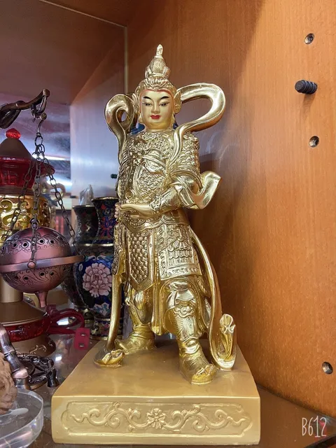 鎏金護法神.jpg