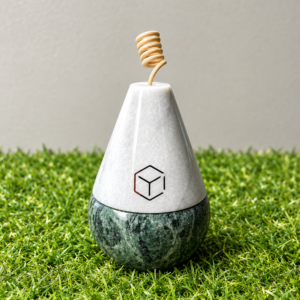 綠草上的天然石紋擴香器