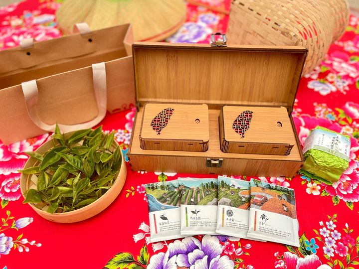 赤科山天心茶莊-台灣特色竹紋茶包禮盒(16包)-1