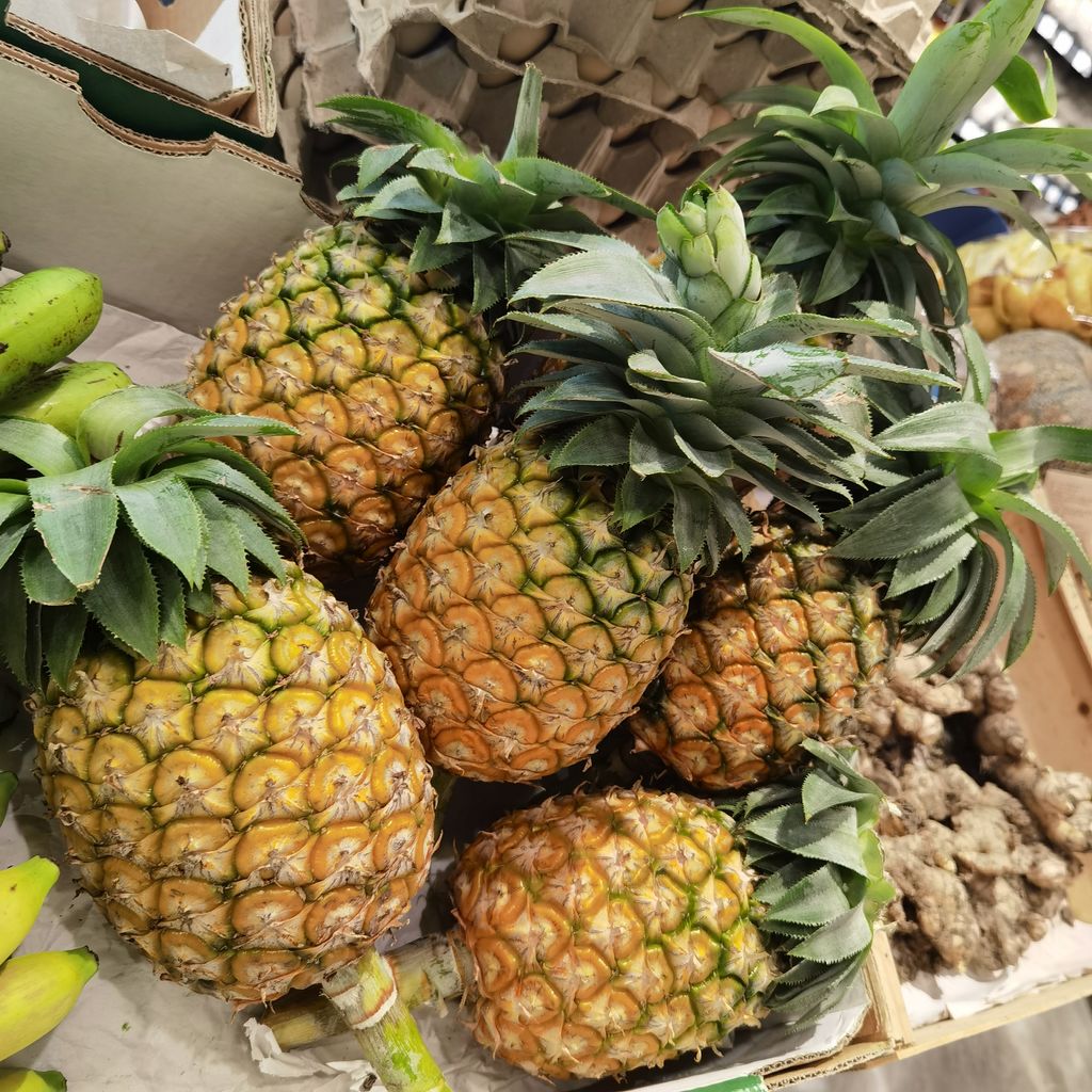 Pineapple3.jpg