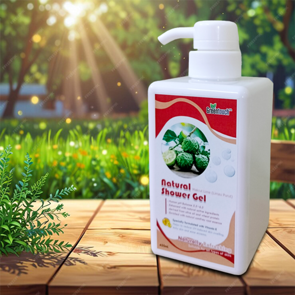 NATURAL MAKRUT LIME SHOWER GEL