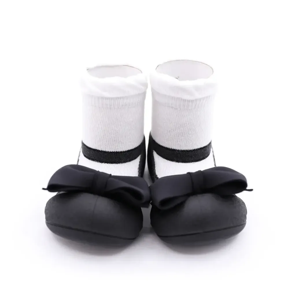 attipas mary jane black