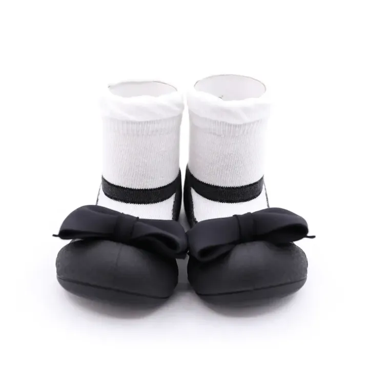 attipas mary jane black