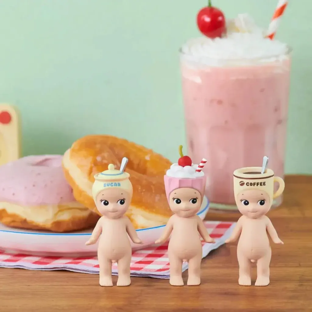 SONNY_ANGEL_Snack_Series_Collection_CONCEPT_SHOT_01