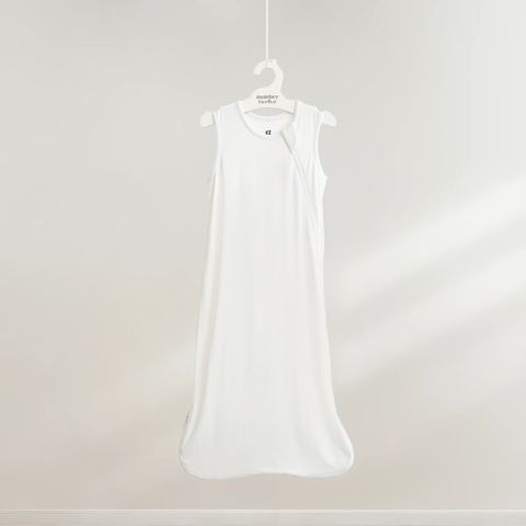 12-Sleeping-Bag-white-slim_3000x