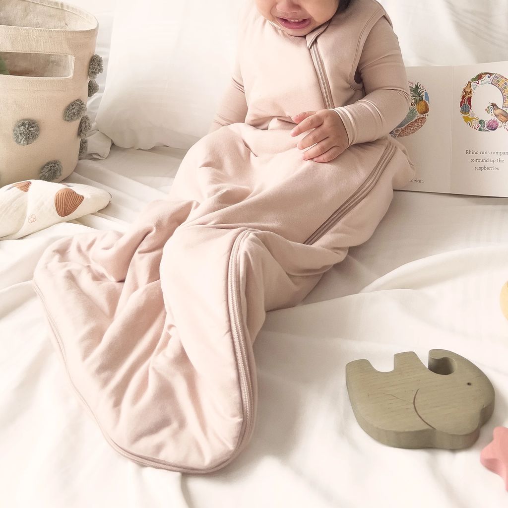 PinkSleepBag03_3000x