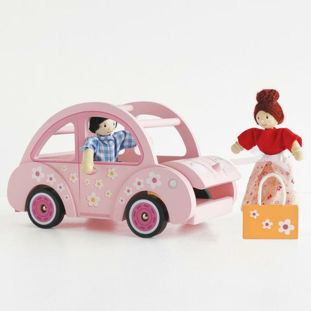 sophies-car-family-dolls-packing-car_720x720 4.jpg