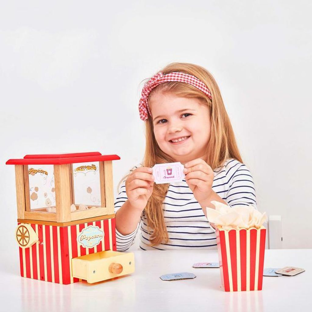 TV318-Popcorn-Machine-Cinema-Theatre-Wooden-Toy-Girl_720x720 6.jpg