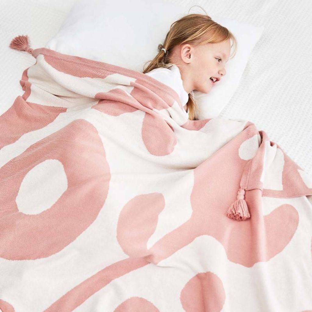 Comfy-Dreamy-Organic-Blanket-Pink (3)-800x800