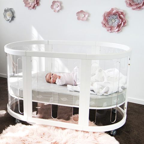 Sova-Clear-Lifestyle-White-1_2faaf06e-75fe-44f3-bcd2-2fbecf49cc7b